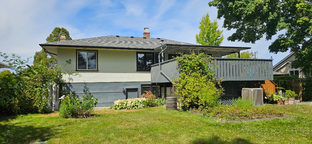Roofing project on Bewdley Avenue